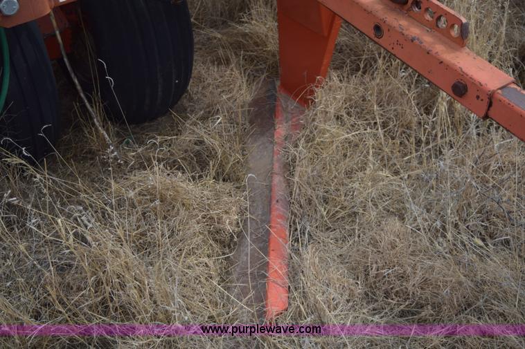 image for item E6211 Sunflower 3690-45 9x5 sweep plow