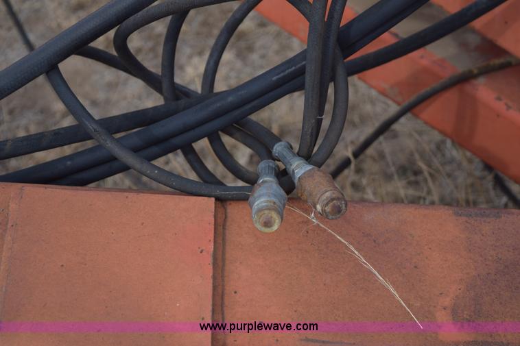 image for item E6211 Sunflower 3690-45 9x5 sweep plow