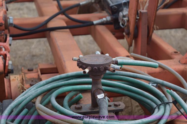 image for item E6211 Sunflower 3690-45 9x5 sweep plow