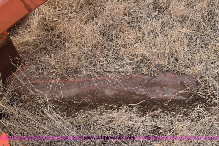 image for item E6211 Sunflower 3690-45 9x5 sweep plow