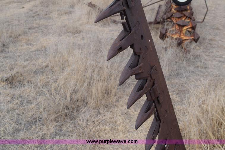 image for item E6212 John Deere sickle mower attachment