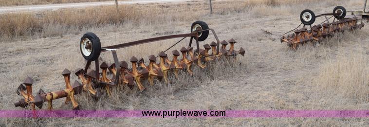 image for item E6213 (2) Sunflower Diamond packers