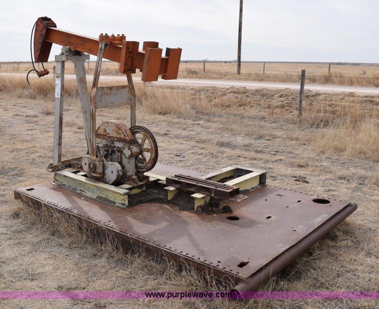 image for item E6214 Jensen straight lift pump jack