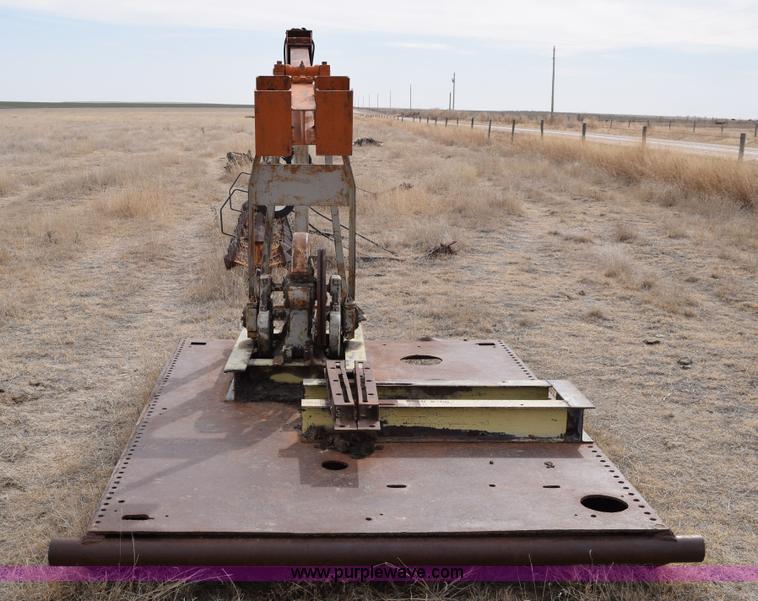 Jensen straight lift pump jack in Dodge City, KS Item E6214 sold
