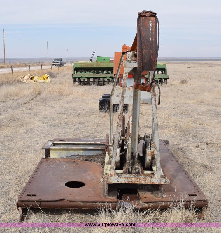 Jensen straight lift pump jack in Dodge City, KS Item E6214 sold