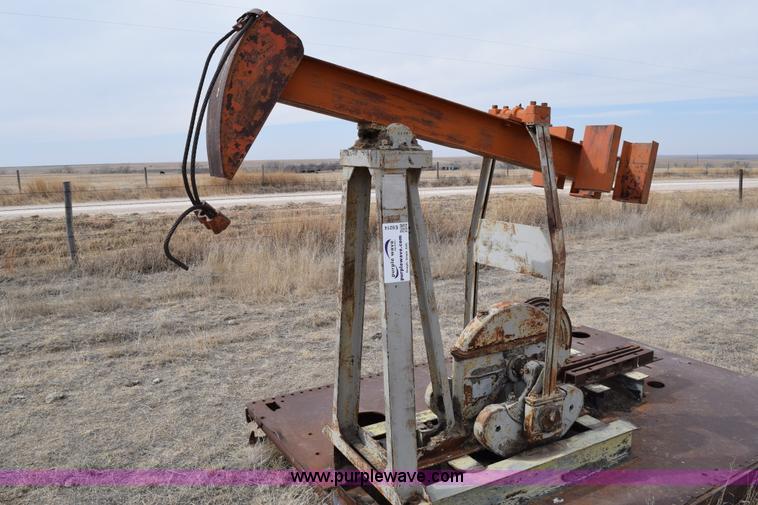 Jensen straight lift pump jack in Dodge City, KS Item E6214 sold