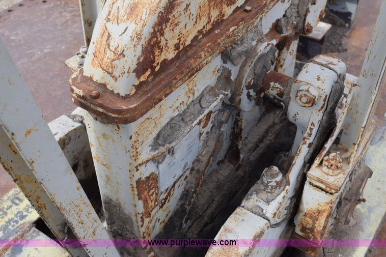 image for item E6214 Jensen straight lift pump jack