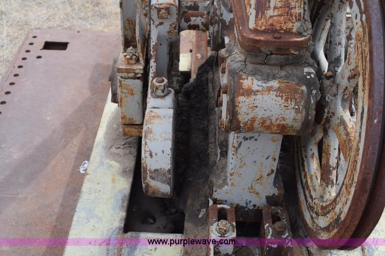 image for item E6214 Jensen straight lift pump jack