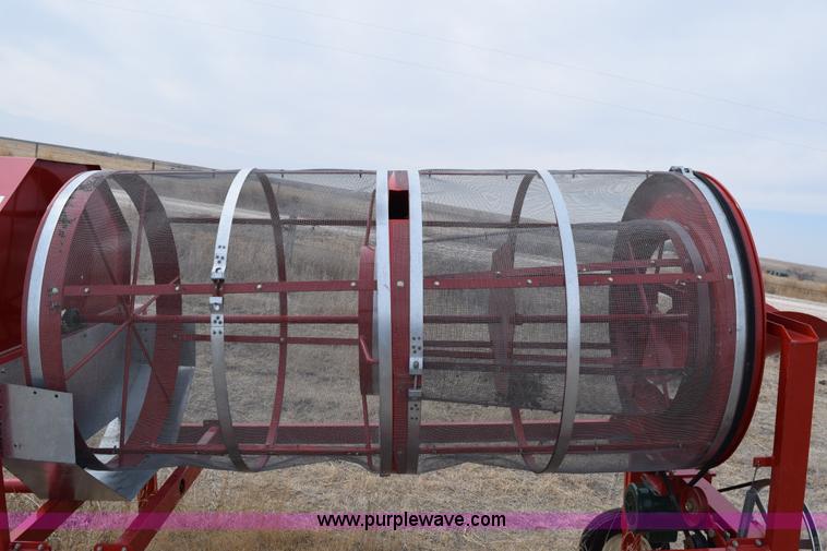 image for item E6216 Buhler 360 grain cleaner