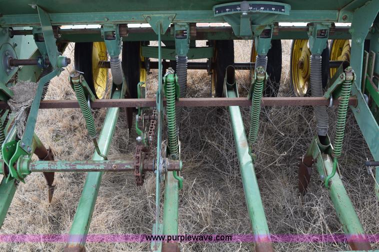 image for item E6217 (4) John Deere 9300 series drills