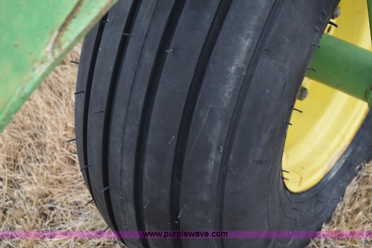 image for item E6217 (4) John Deere 9300 series drills