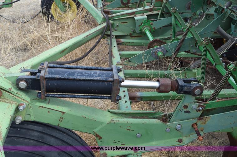image for item E6217 (4) John Deere 9300 series drills