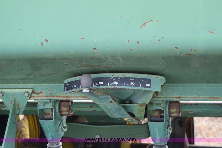 image for item E6217 (4) John Deere 9300 series drills