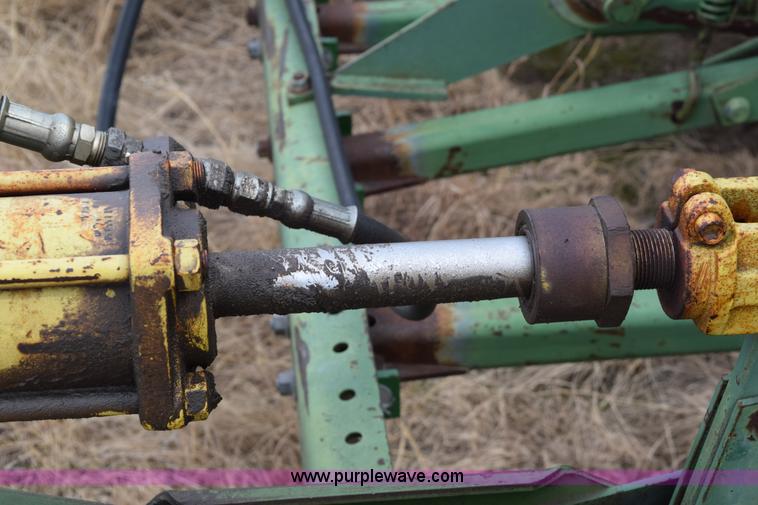 image for item E6217 (4) John Deere 9300 series drills