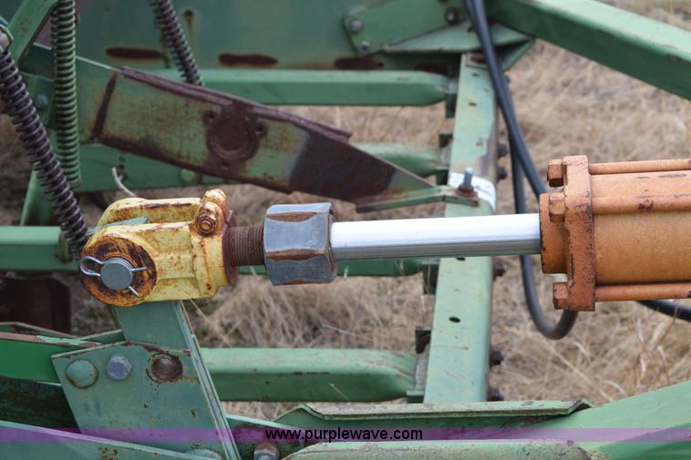 image for item E6217 (4) John Deere 9300 series drills