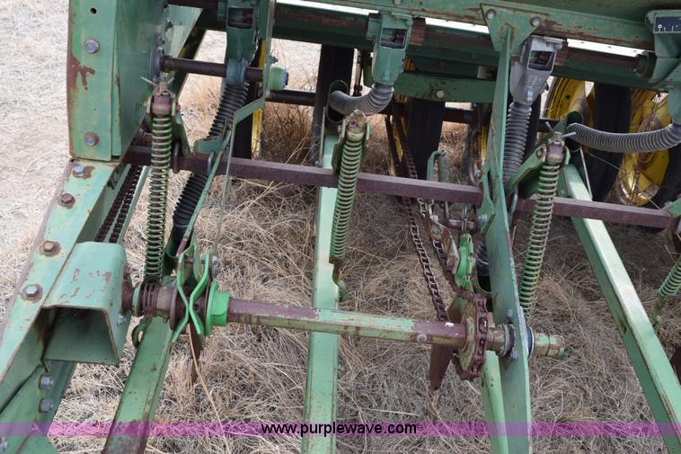 image for item E6217 (4) John Deere 9300 series drills