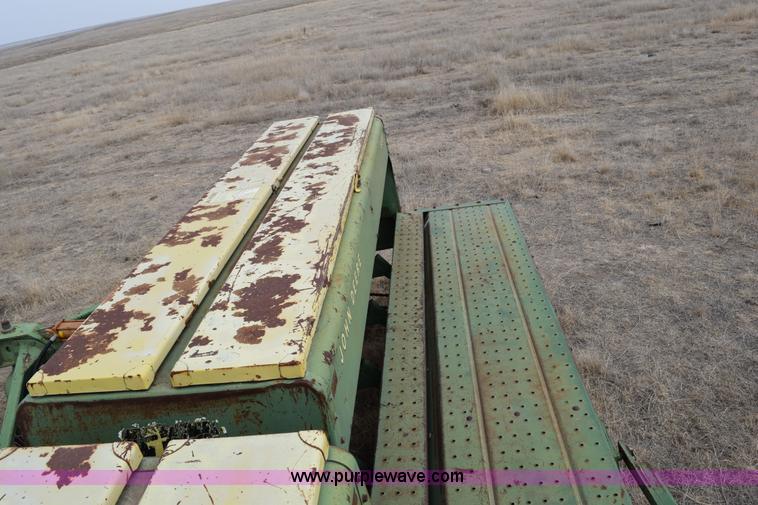 image for item E6217 (4) John Deere 9300 series drills