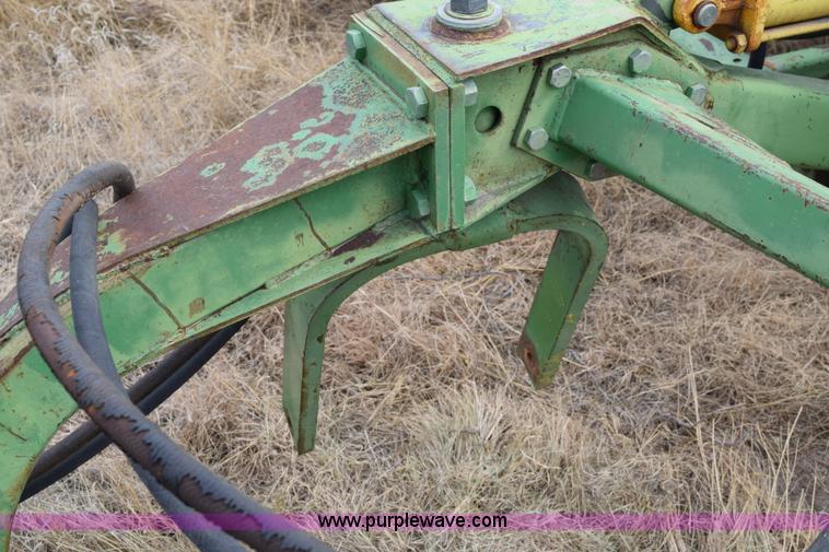 image for item E6217 (4) John Deere 9300 series drills