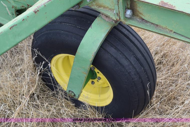 image for item E6217 (4) John Deere 9300 series drills