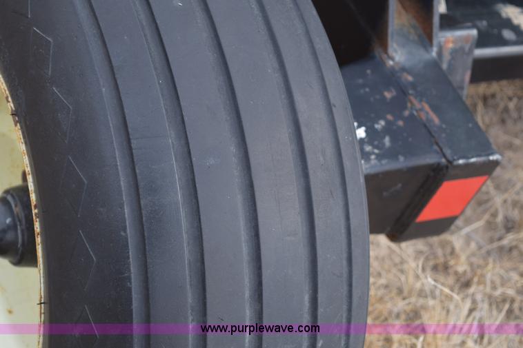 image for item E6219 Kingsman Industries bale processor