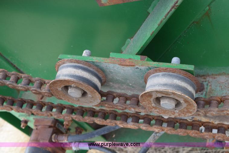 image for item E6219 Kingsman Industries bale processor