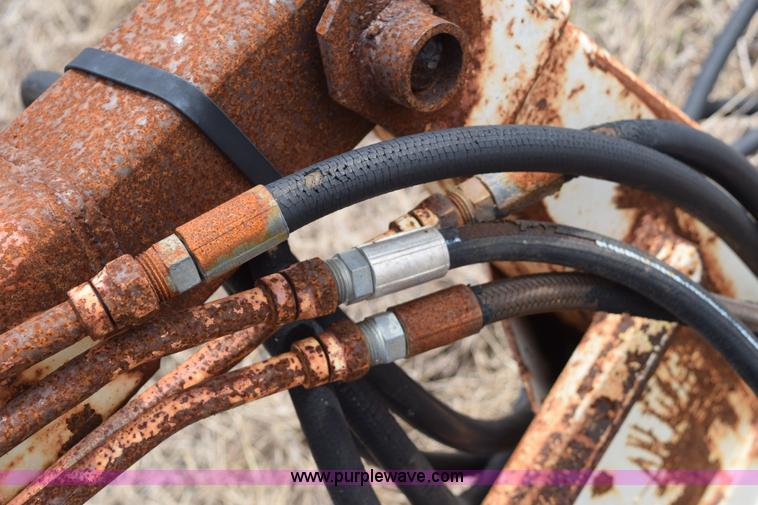 image for item E6291 Great Bend loader