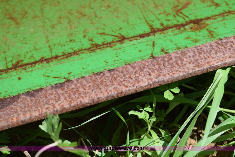 image for item E6294 John Deere 6'W bucket