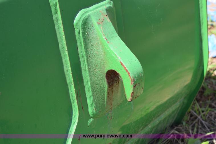 image for item E6294 John Deere 6'W bucket