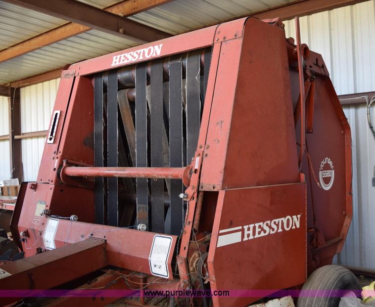 image for item E6295 1981 Hesston 5580 round baler