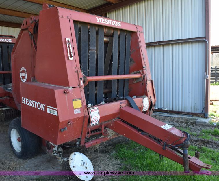 image for item E6297 1983 Hesston 5580 round baler