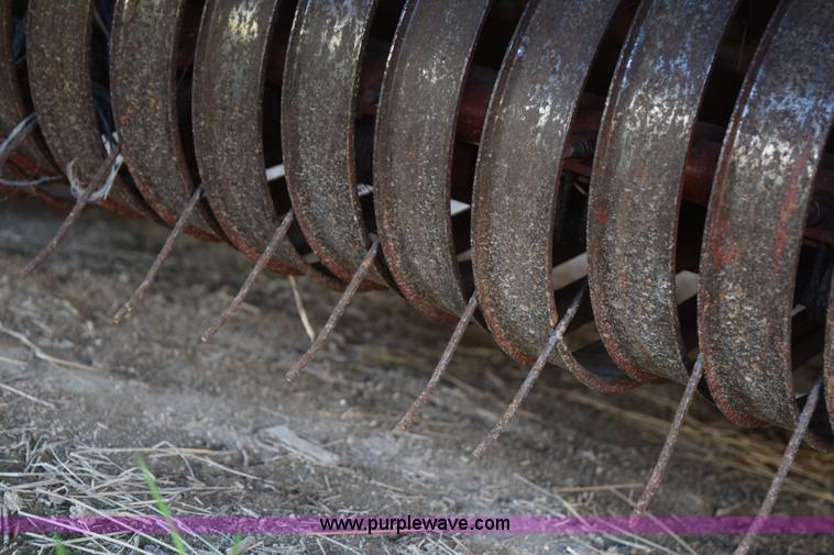 image for item E6297 1983 Hesston 5580 round baler