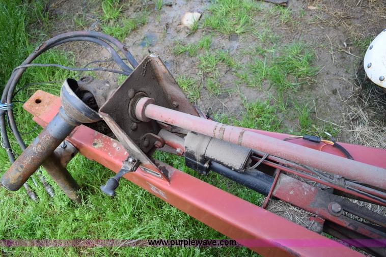 image for item E6297 1983 Hesston 5580 round baler