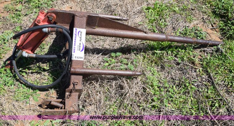 image for item E6299 Bale spear