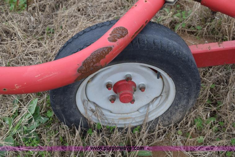 image for item E6301 Tonutti RCS8 hay rake