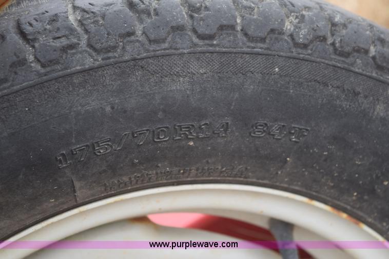 image for item E6301 Tonutti RCS8 hay rake