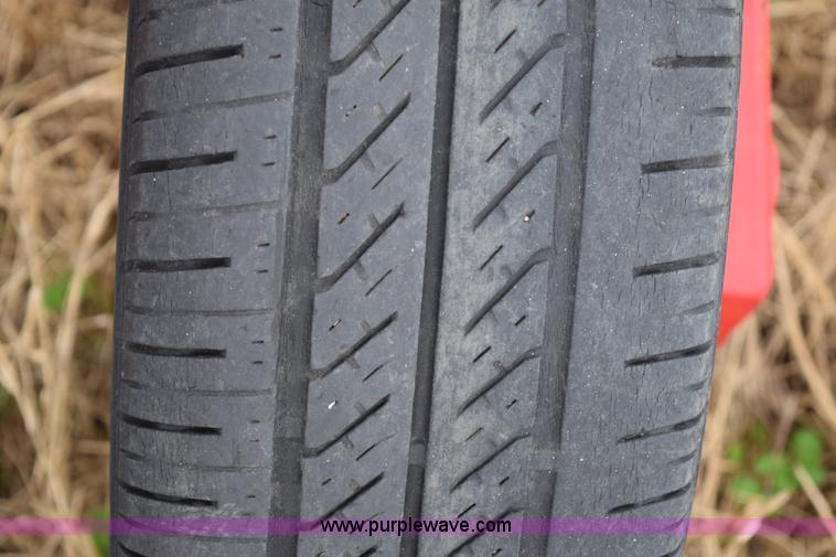 image for item E6301 Tonutti RCS8 hay rake