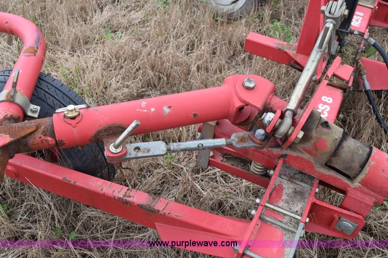 image for item E6301 Tonutti RCS8 hay rake