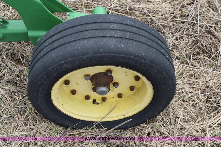 image for item E6302 John Deere HX20 batwing mower