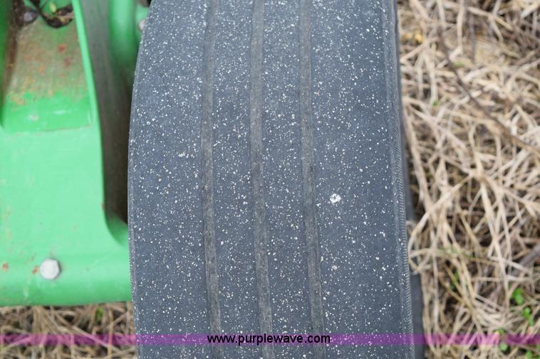 image for item E6302 John Deere HX20 batwing mower