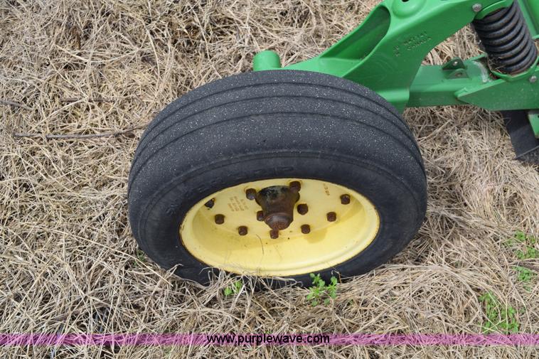 image for item E6302 John Deere HX20 batwing mower