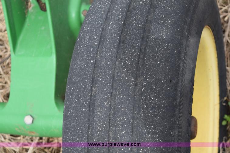 image for item E6302 John Deere HX20 batwing mower