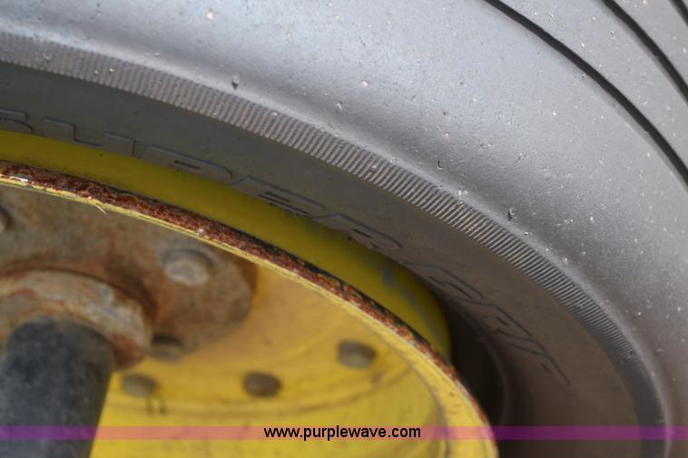 image for item E6302 John Deere HX20 batwing mower