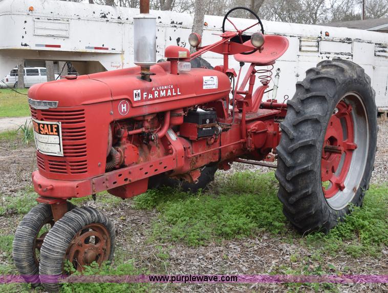 image for item E6304 1951 International Farmall H tractor