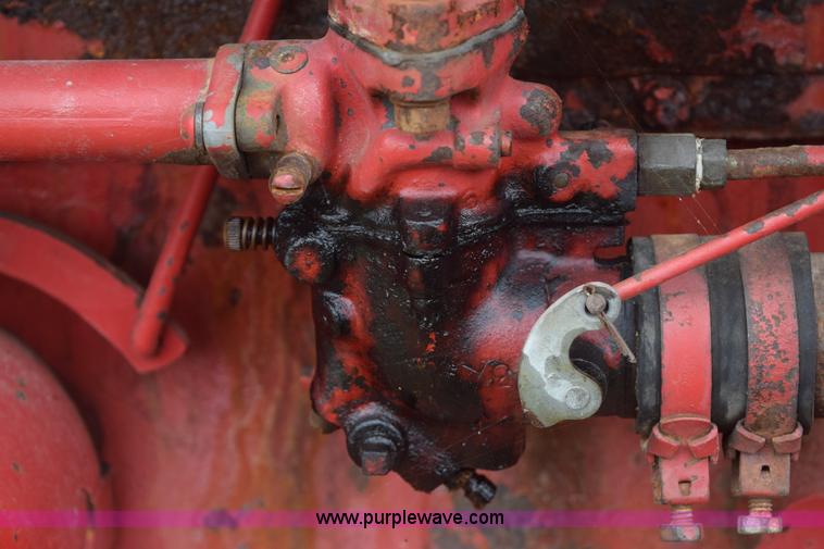 image for item E6304 1951 International Farmall H tractor