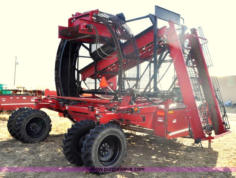 image for item F2336 2007 Amity 996 sugar beet harvester