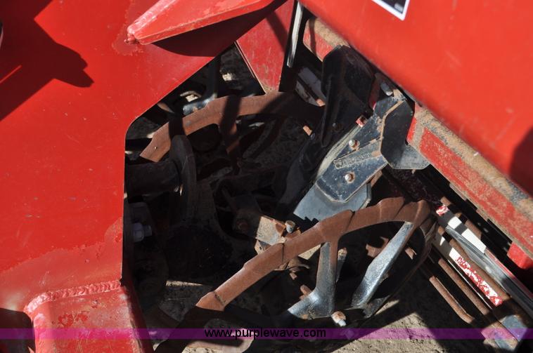 image for item F2336 2007 Amity 996 sugar beet harvester