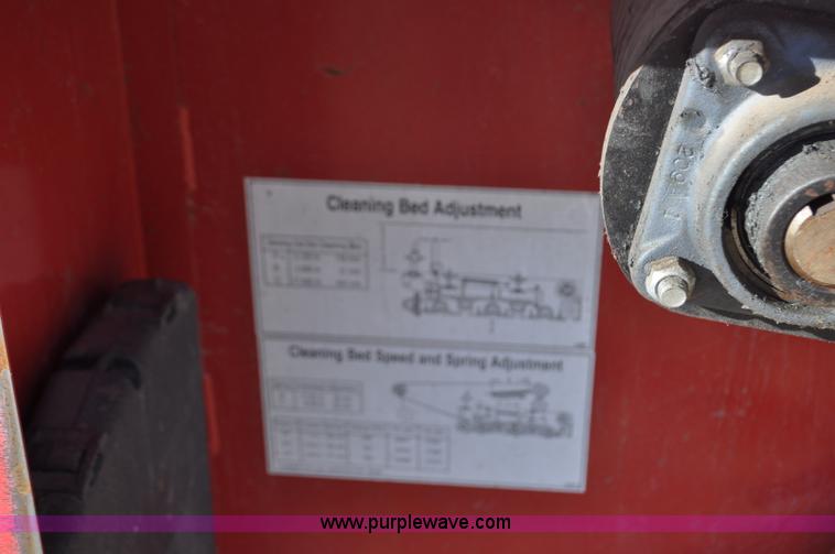 image for item F2336 2007 Amity 996 sugar beet harvester