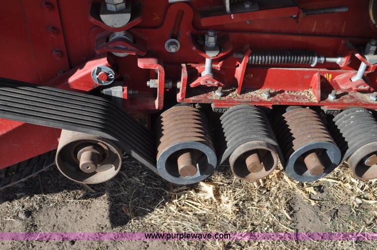 image for item F2336 2007 Amity 996 sugar beet harvester