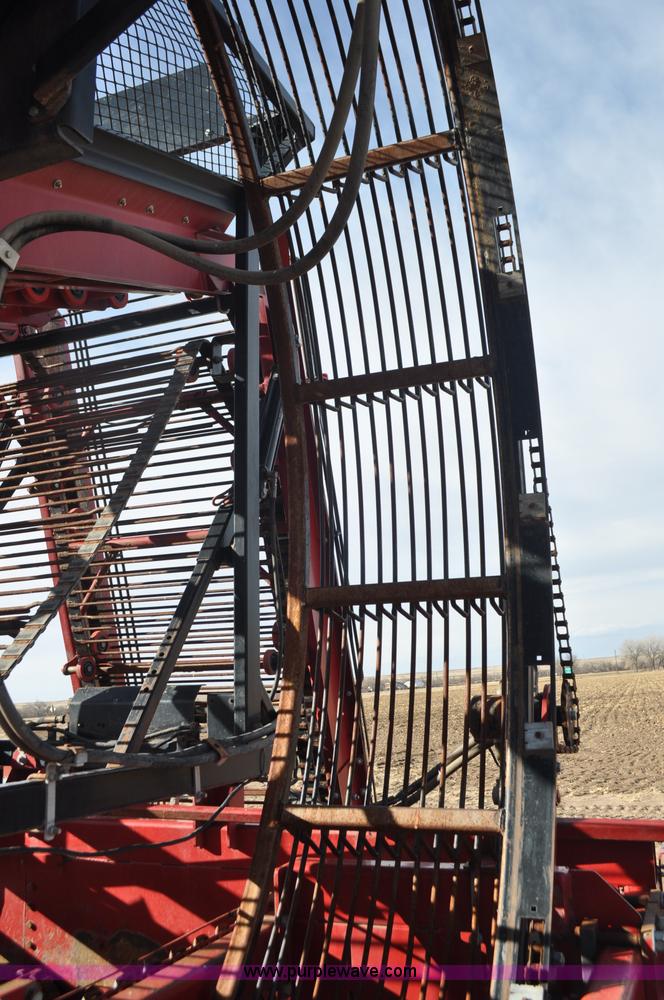 image for item F2336 2007 Amity 996 sugar beet harvester