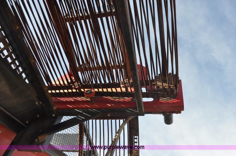 image for item F2336 2007 Amity 996 sugar beet harvester